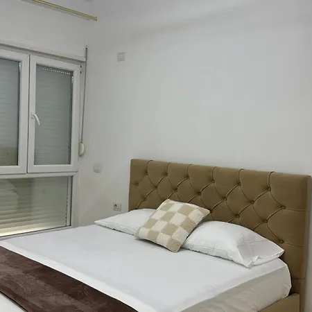 Central Apartment Tirana * Τίρανα