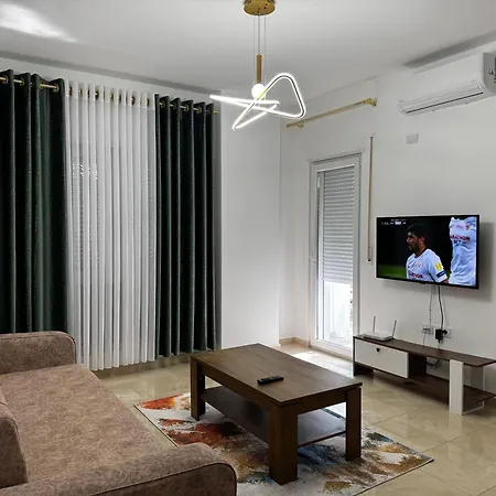 Central Apartment Tirana Διαμέρισμα